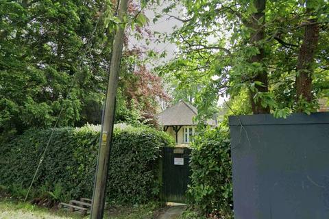 2 bedroom bungalow for sale, Forest Road, Warfield RG42