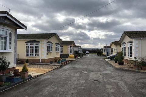 2 bedroom park home for sale, Gotherington, Gloucestershire, GL52
