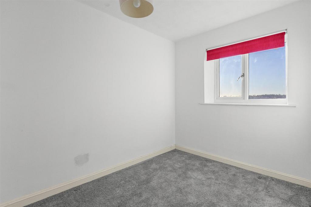 Photos High Res 3 Gibbs Close, HP13 5 YB-2.jpg