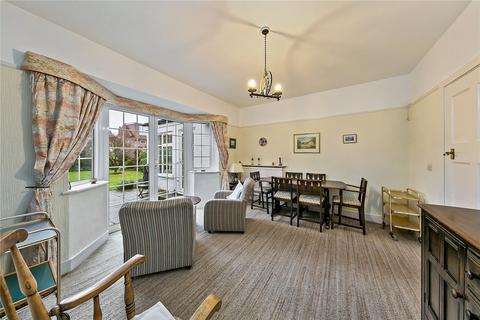3 bedroom semi-detached house for sale, Rothesay Avenue, Richmond, TW10