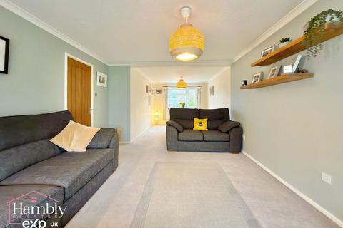 3 bedroom semi-detached house for sale, Heol Urban, Cardiff CF5