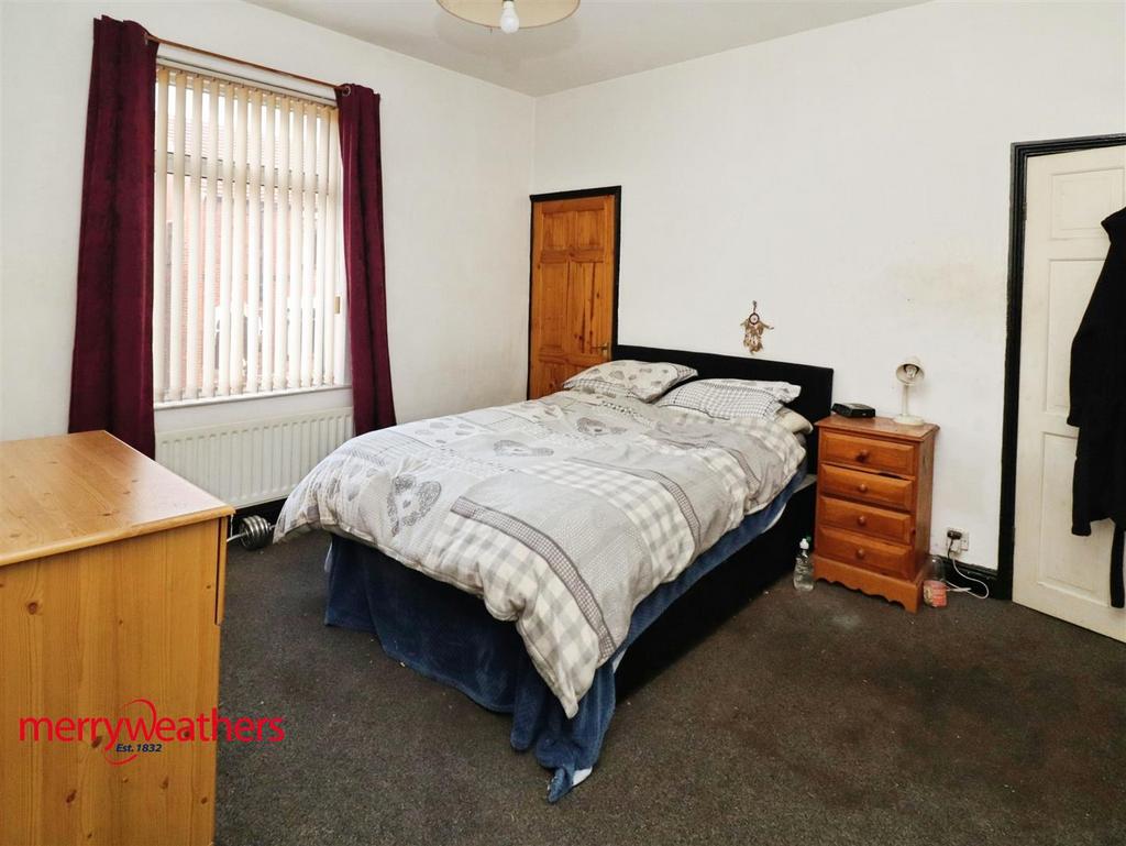 Front bedroom