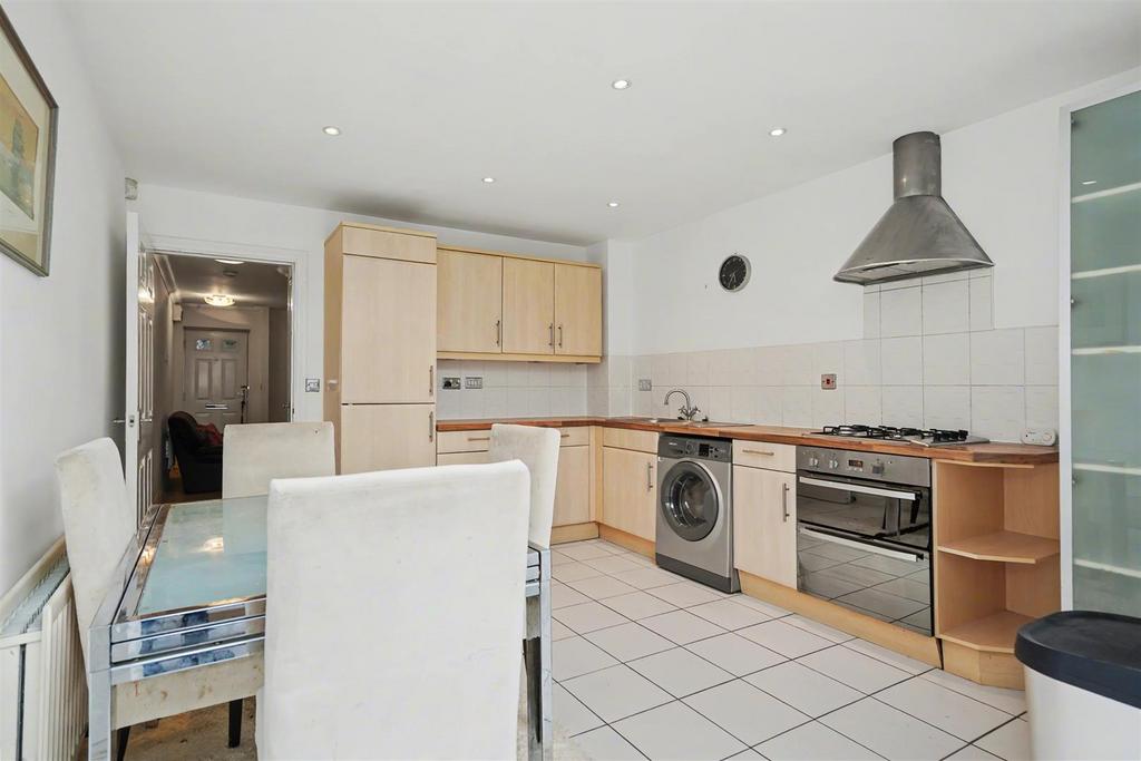 29 John Cullis Gardens-16.jpeg