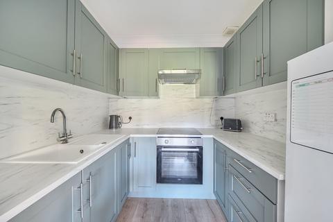 2 bedroom flat for sale, School Road, Wrington, BS40