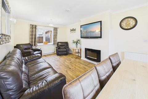 3 bedroom end of terrace house for sale, Camesky Road, Fort William PH33