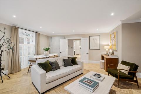2 bedroom flat for sale, Belgravia Mansions, Holbein Place, Belgravia, London, SW1W