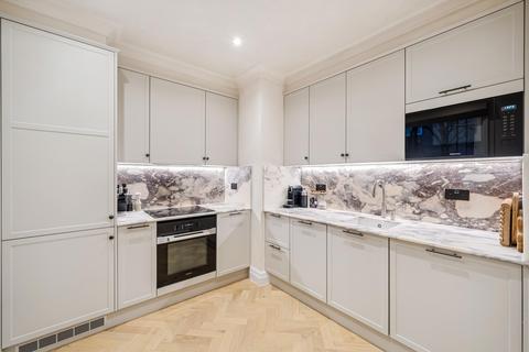 2 bedroom flat for sale, Belgravia Mansions, Holbein Place, Belgravia, London, SW1W