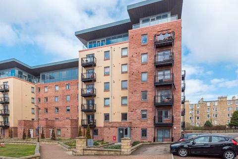 2 bedroom flat to rent, Slateford Gait, Edinburgh, Midlothian, EH11