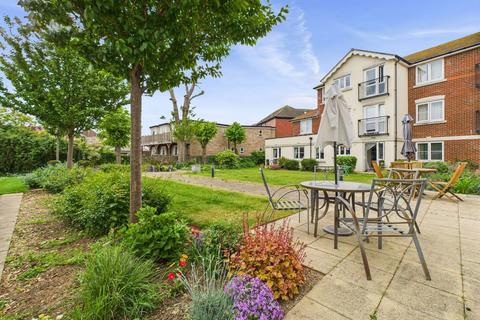 2 bedroom retirement property for sale, Cambridge Lodge, 10, Southey Road, Worthing, BN11 3HT