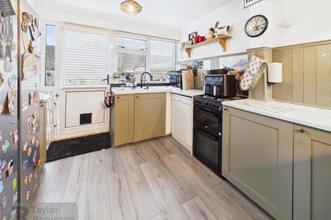 3 bedroom end of terrace house for sale, Forestfield, Furnace Green, Crawley