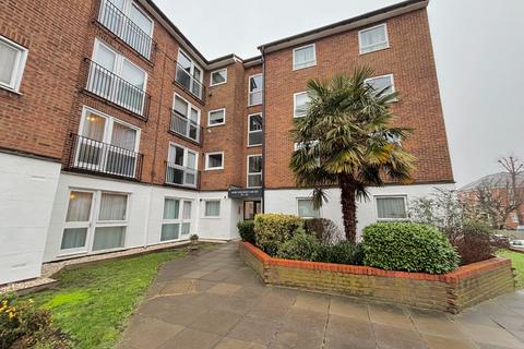 2 bedroom apartment to rent, Parson Street, London NW4