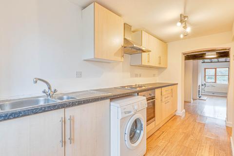 2 bedroom cottage for sale, London Road, Milton Keynes MK5