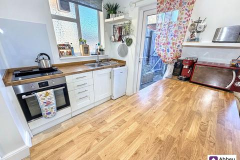 3 bedroom semi-detached house for sale, Bembridge Road, Leicester, LE3