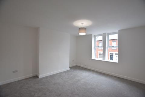 2 bedroom flat to rent, York Street, Pelaw, NE10