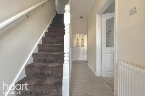 5 bedroom semi-detached house for sale, Leagrave Road, LUTON