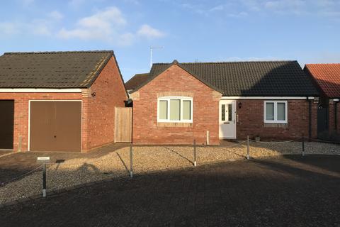 2 bedroom detached bungalow for sale, Salmons Way, Fakenham NR21