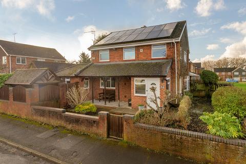 3 bedroom semi-detached house for sale, Greenfrith Drive, Tonbridge, TN10