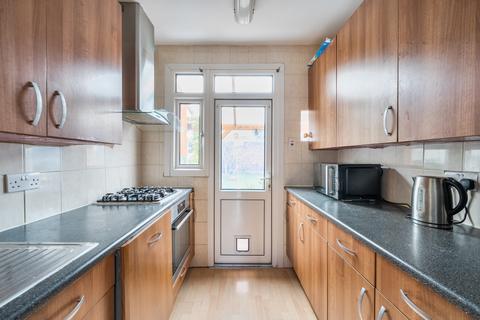 4 bedroom end of terrace house for sale, Lodge Avenue, Croydon
