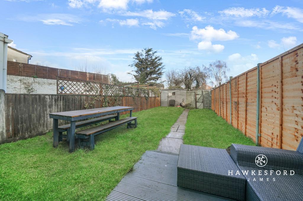 Staple Close, Sittingbourne - Garden
