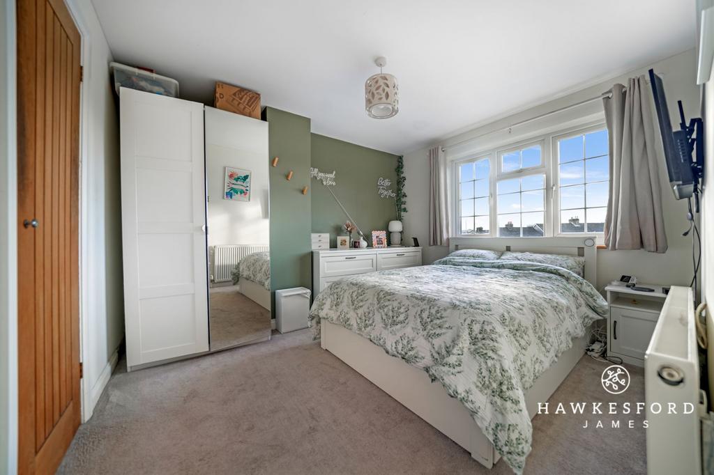 Staple Close, Sittingbourne - Bedroom 1