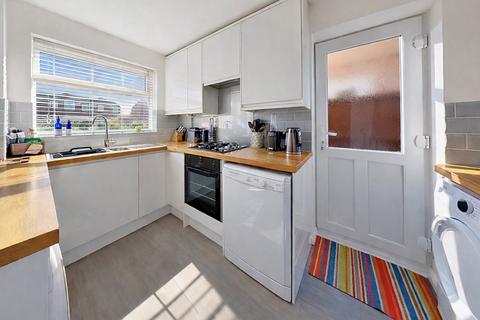 3 bedroom semi-detached house for sale, Wrentham Avenue, Herne Bay, CT6 7UU