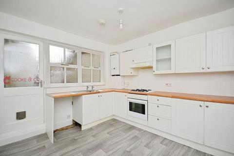 3 bedroom house to rent, New Cross Street, Margate, CT9 1EH
