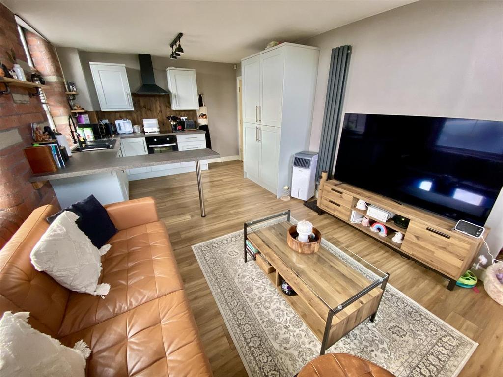 Bramleys Estate Agents - Waterfield Mill - Cleckhe