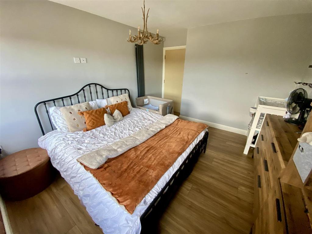 Bramleys Estate Agents - Waterfield Mill - Cleckhe