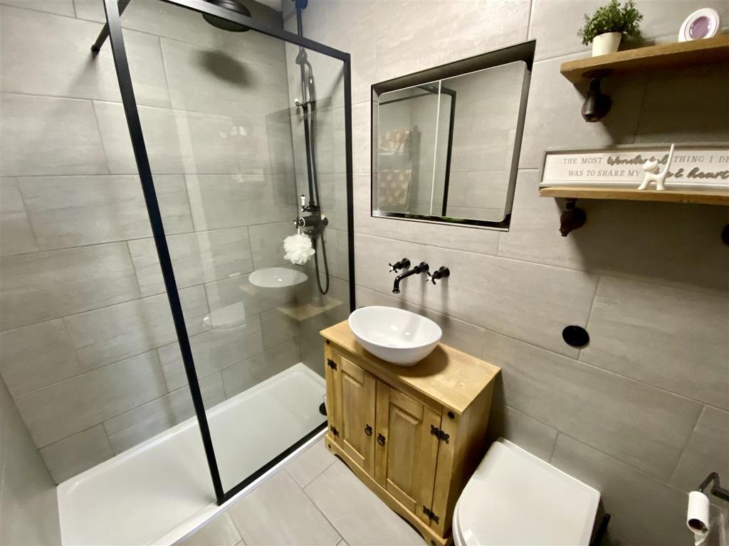 Bramleys Estate Agents - Waterfield Mill - Cleckhe