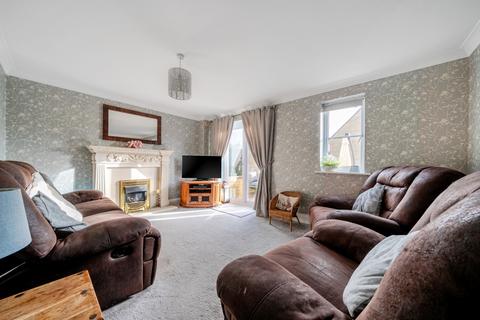 5 bedroom detached house for sale, Oaks Meade, Carterton