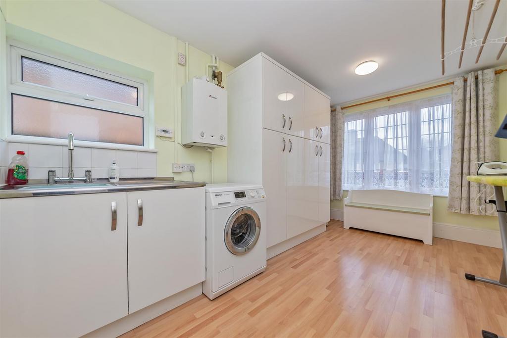 43 Townsend Drive-33.jpg