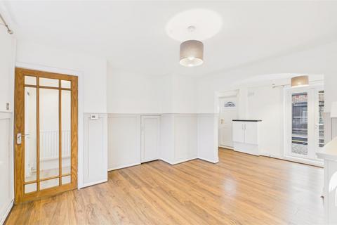 2 bedroom terraced house to rent, Gardiner Road, Grindon, Sunderland