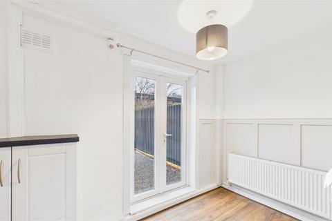 2 bedroom terraced house to rent, Gardiner Road, Grindon, Sunderland