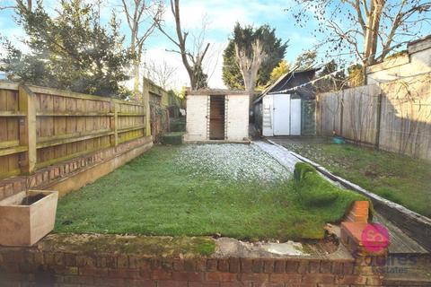 2 bedroom flat to rent, Long Lane, Finchley
