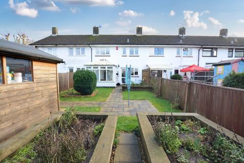 3 bedroom terraced house for sale, Lark Rise, Langley Green, RH11