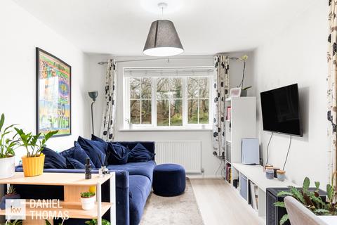 1 bedroom apartment for sale, Osprey Road, Waltham Abbey, EN9