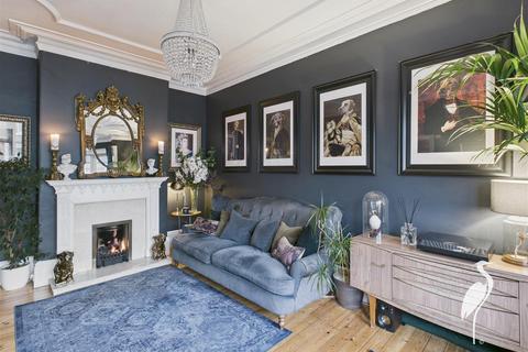 3 bedroom terraced house for sale, Farnham Terrace, High Barnes, Sunderland