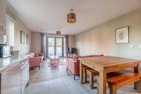 2 bedroom apartment for sale, Institute Road, Taplow SL6