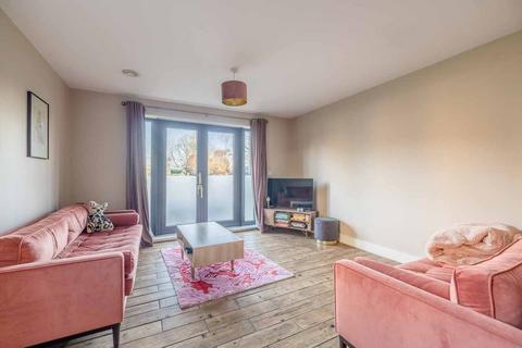 2 bedroom apartment for sale, Institute Road, Taplow SL6