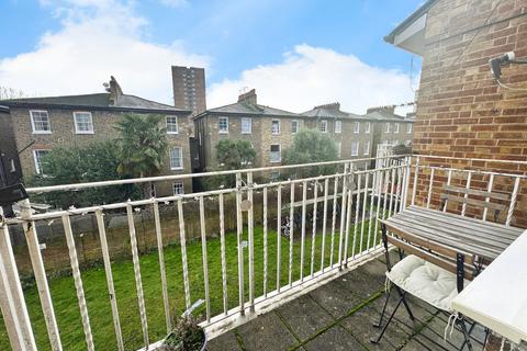 3 bedroom apartment to rent, Chichester Road, London NW6