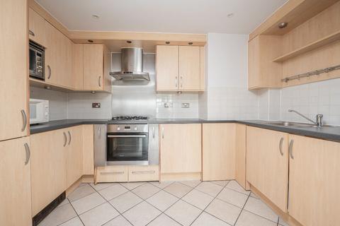 3 bedroom apartment for sale, Stevens House,  Kingston upon Thames