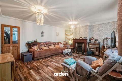 3 bedroom property for sale, St. Columbas Drive, Rednal, B45