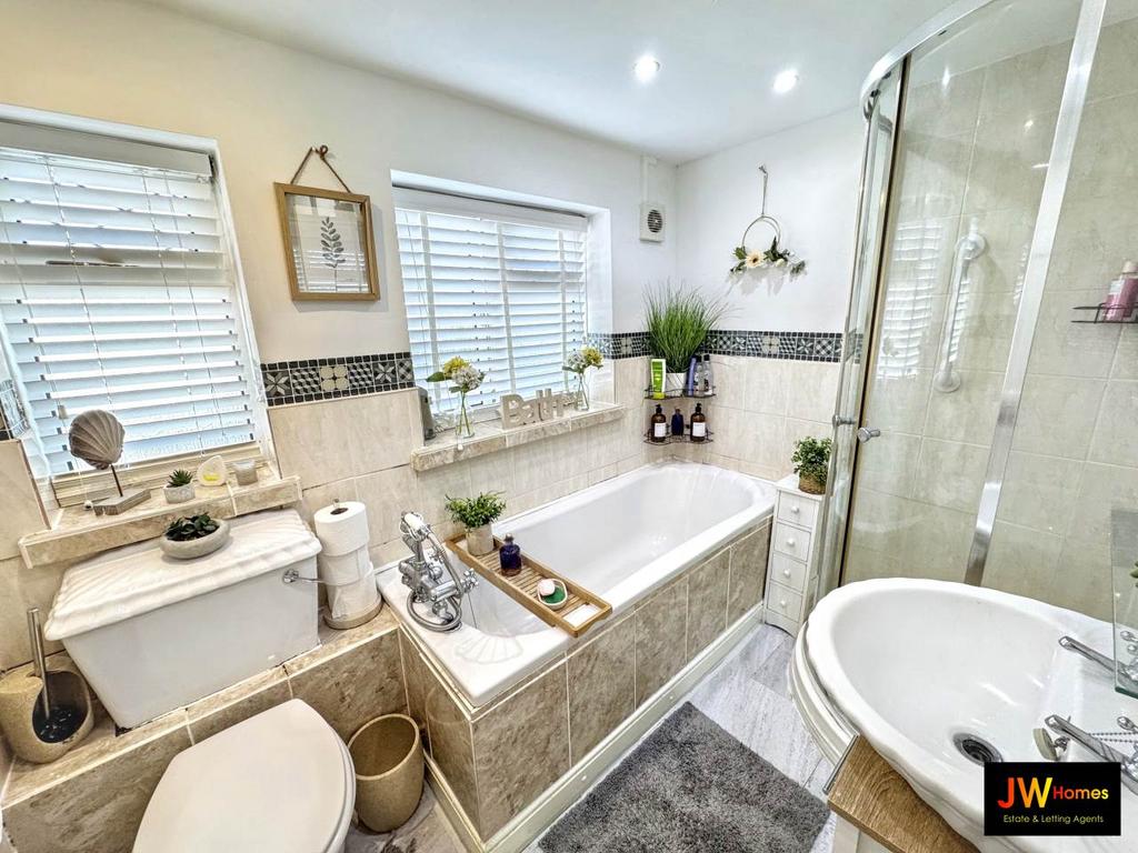 Bathroom (2)