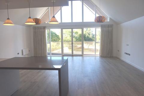 2 bedroom flat to rent, 19 Old Court House, Grouville