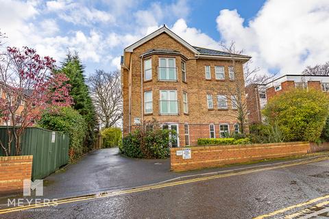 11 Trelawney Court, Wellington Road, Bournemouth BH8 8NH