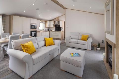 undefined, Two Bed Love Oakland (42x20) Green Meadows Country Park, Blackford CA6