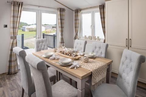 undefined, Two Bed Love Oakland (42x20) Green Meadows Country Park, Blackford CA6