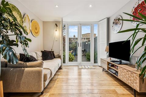 2 bedroom apartment for sale, Fulham Road, Fulham, London, SW6