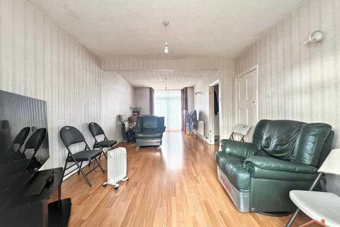 5 bedroom semi-detached house for sale, Camrose Avenue,, Edgware
