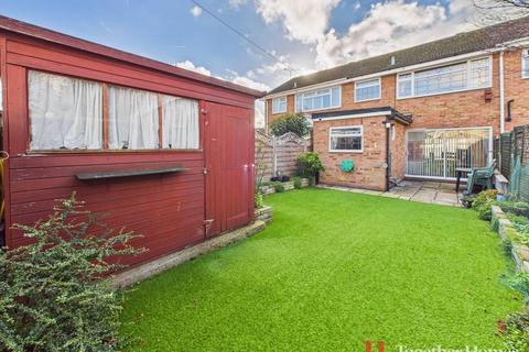 3 bedroom terraced house for sale, Tangmere Crescent, Hornchurch